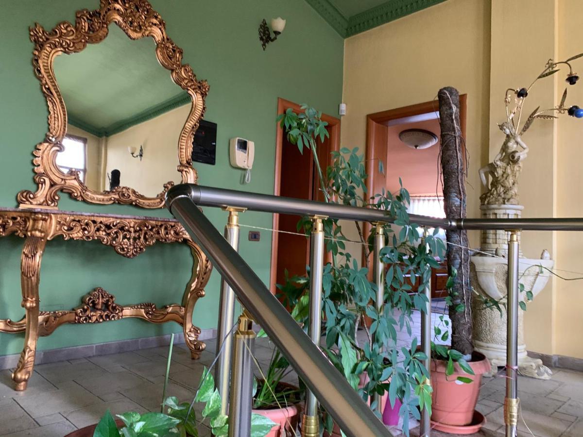 Tirana Apartment B&B エクステリア 写真